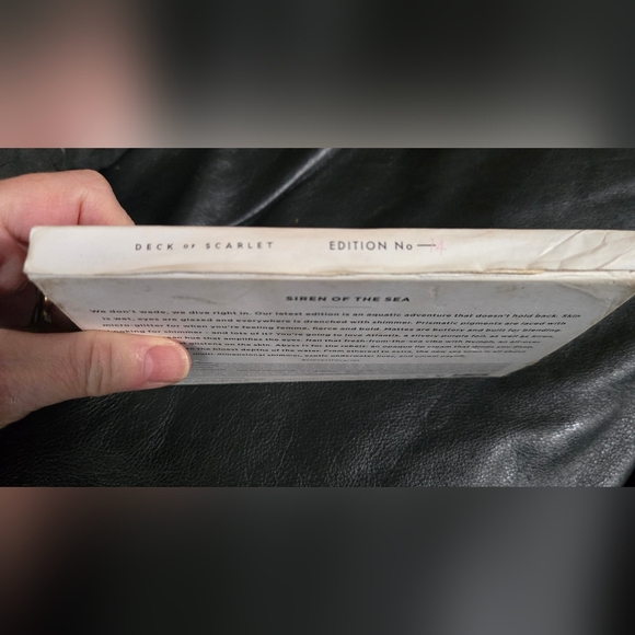 Deck of Scarlet Makeup Palette - Picture 3 of 5